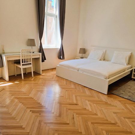 Halasz 2-Bedroom Apartment Near Castle, Free Public Parking Nearby 부다페스트 외부 사진